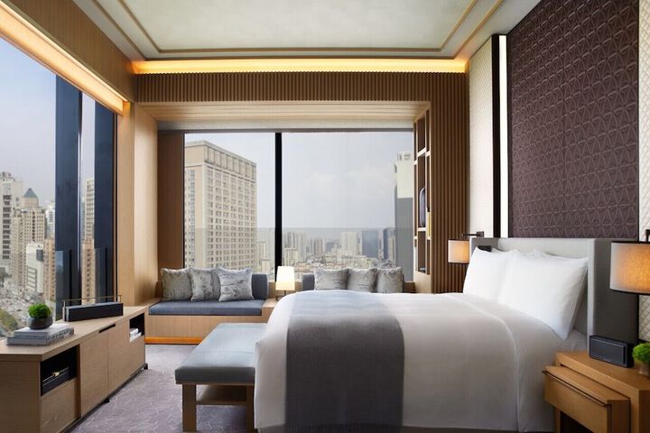 Room 35 of 112