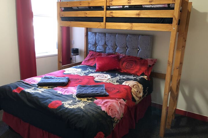 Room 17 of 31