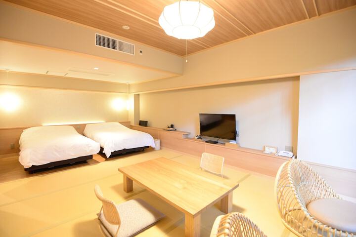 Room 14 of 112
