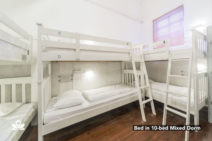 Room 16 of 43