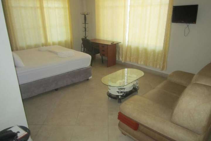 Room 17 of 51