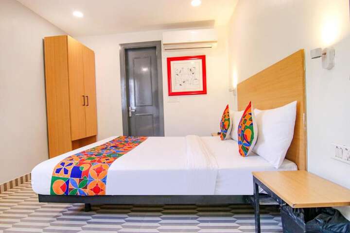 Room 19 of 41