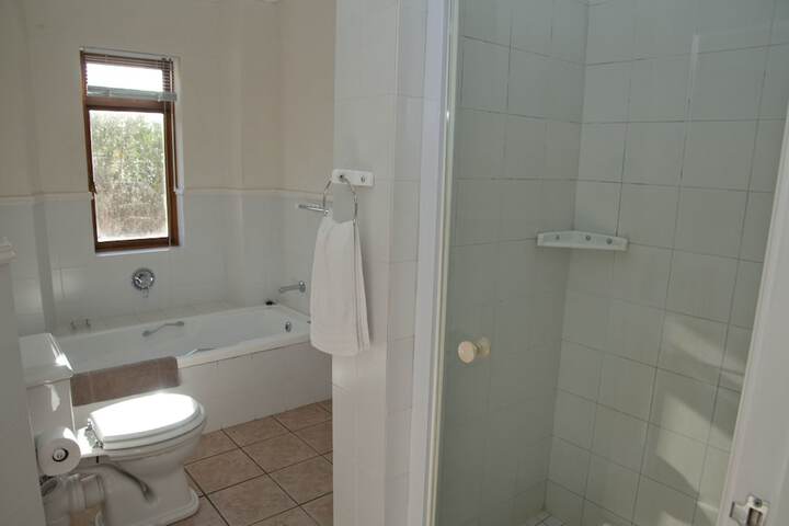 Room 15 of 18