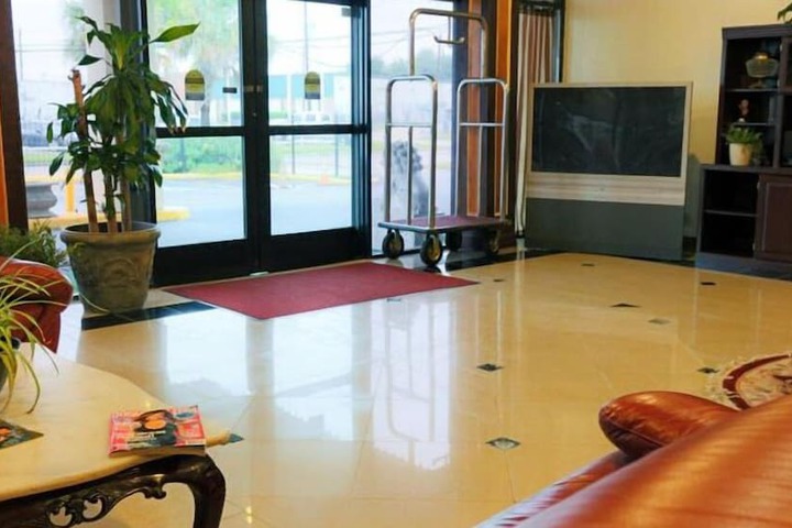 Hotel 2 of 38