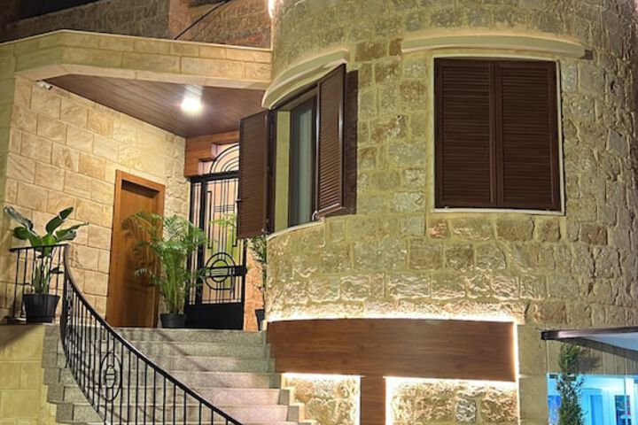 VillaRosa Luxury Boutique