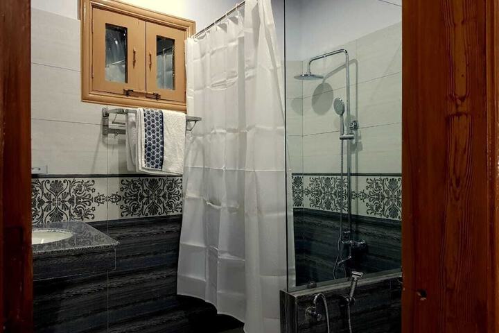 Room 20 of 27