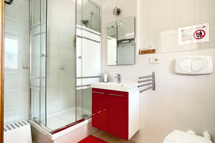 Clean Restrooms