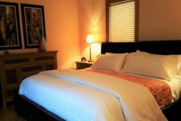 Room 7 of 17