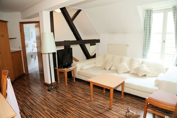 Room 19 of 60