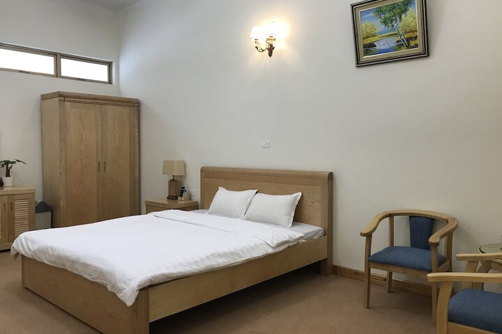 Room 7 of 74