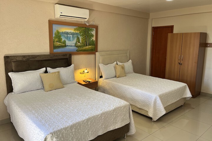 Room 7 of 26