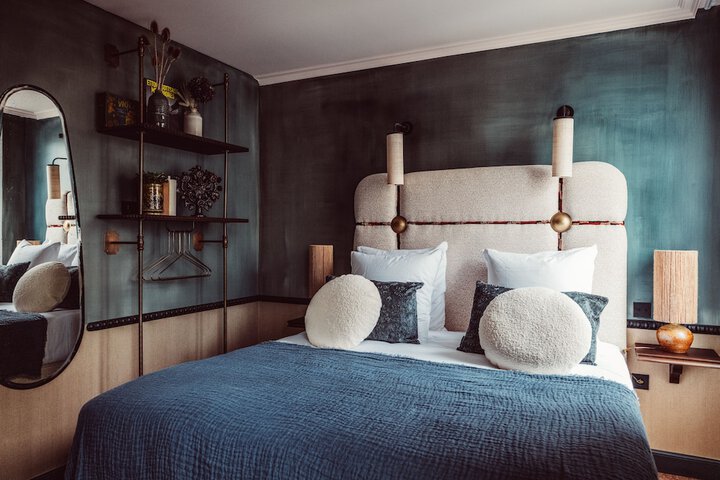 Room 7 of 38