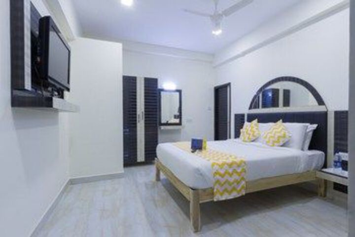 Hotel Suite Photo