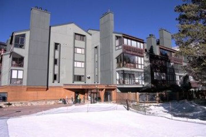 Hotel 84 of 138