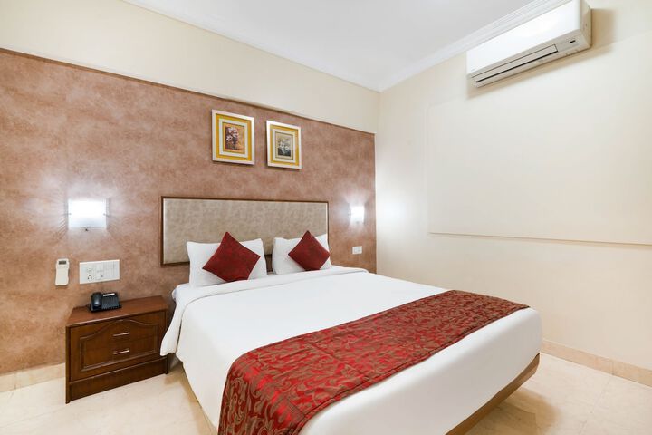 Room 10 of 50
