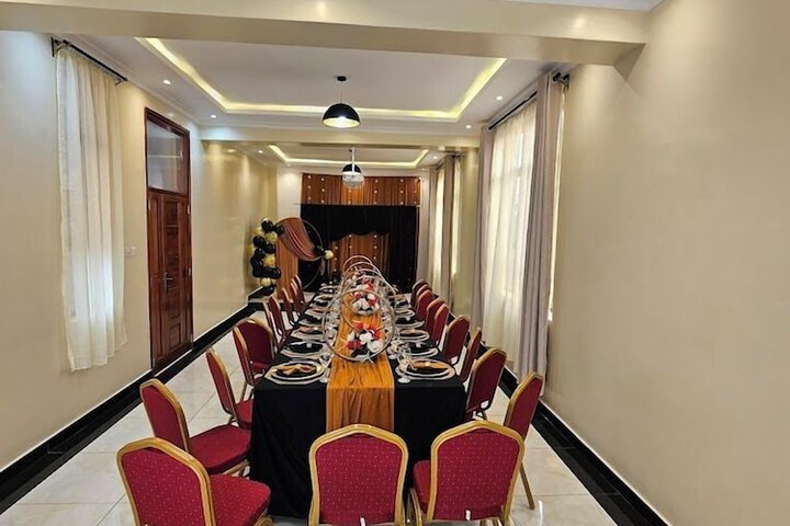 Ballroom/Hall 38 of 61