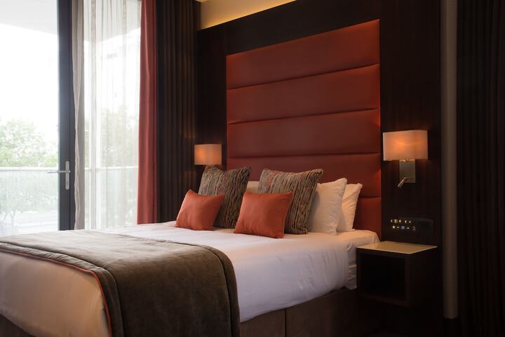 Room 40 of 95
