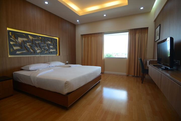 Room 14 of 74