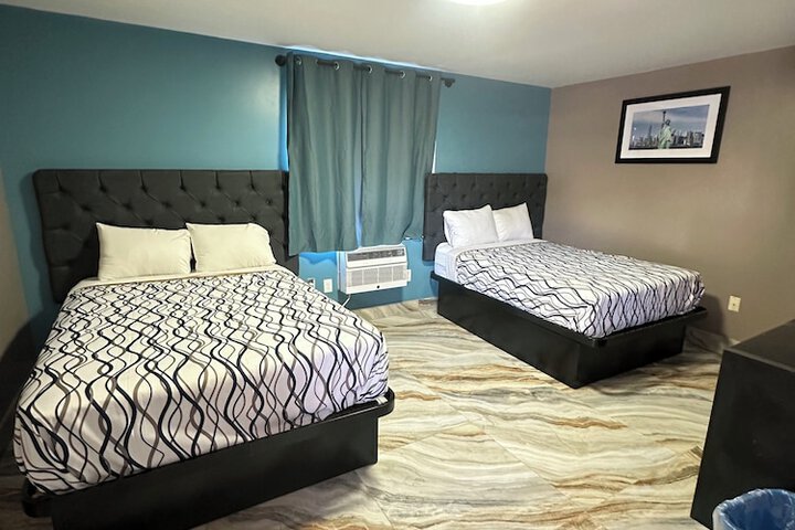 Room 4 of 26