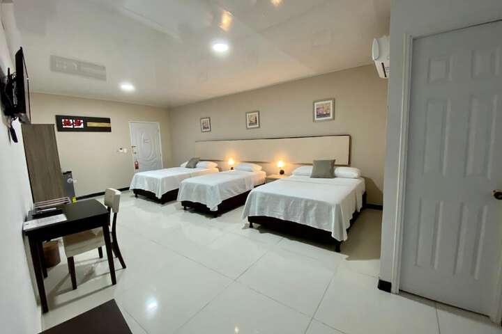 Room 10 of 51