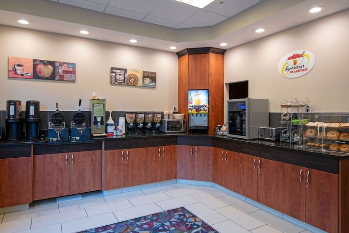 Breakfast/Coffee Service 57 of 66