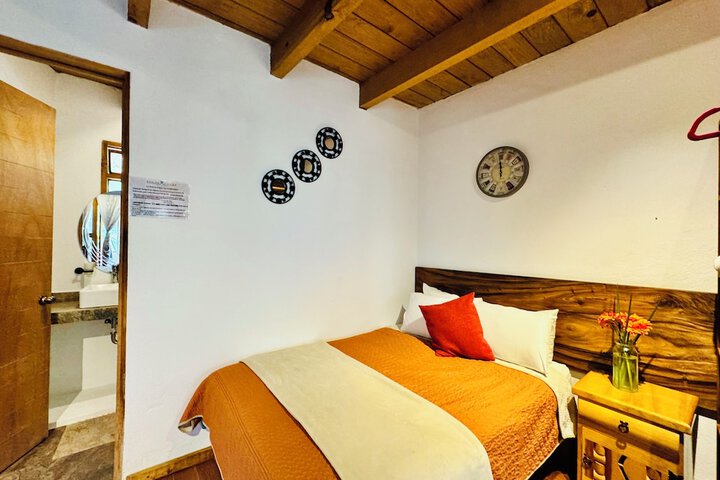 Room 44 of 209