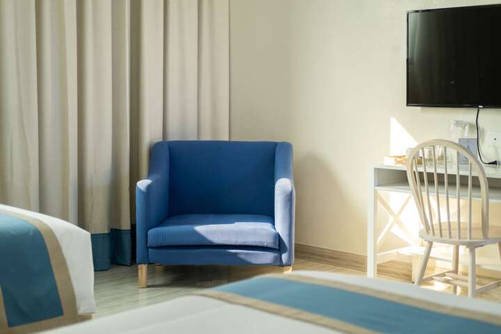 Room 13 of 62
