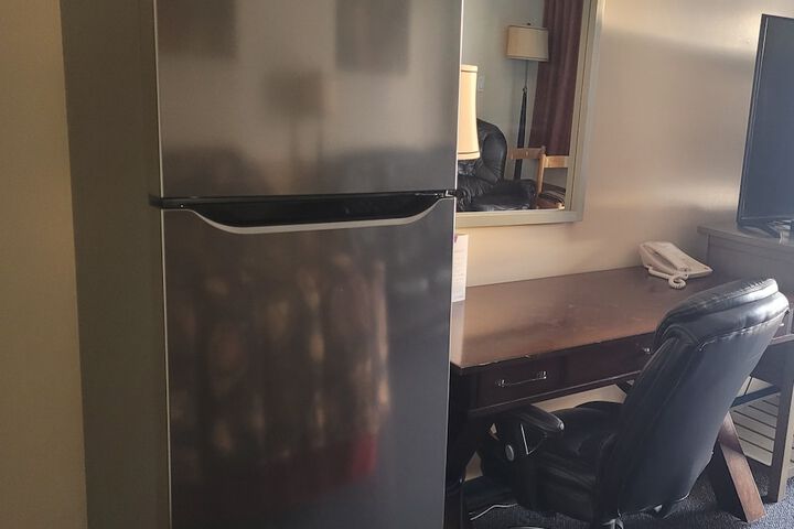 Room 9 of 60