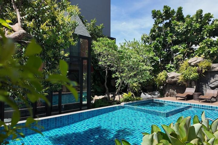 Pool 69 of 101