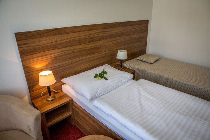 Room 7 of 54