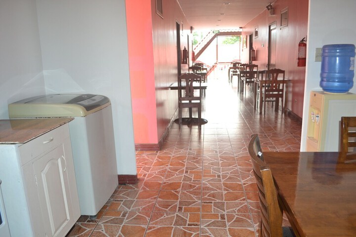 Ballroom/Hall 129 of 141