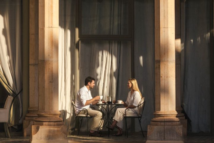 Dining 46 of 50