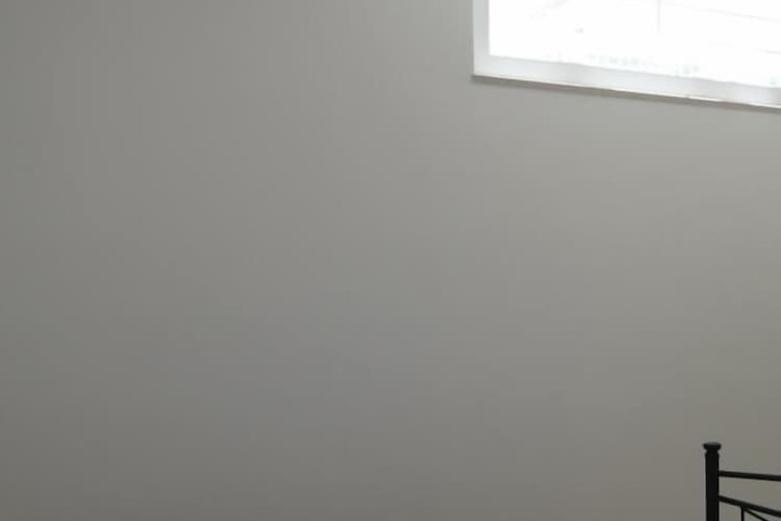 Room 3 of 6