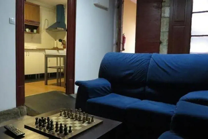Room 2 of 14