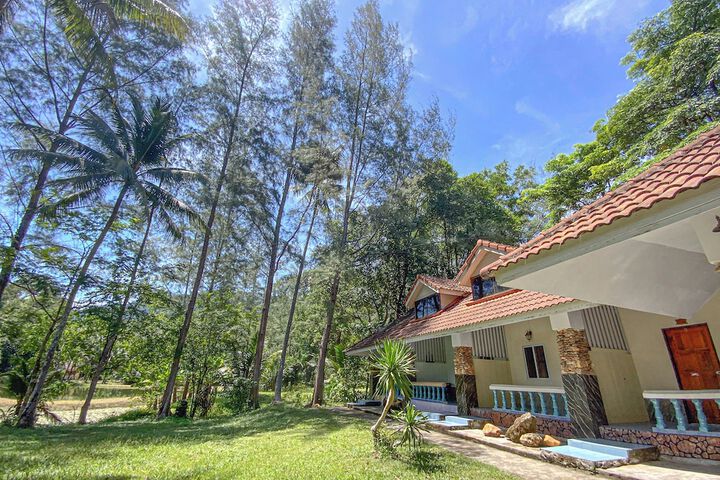 Ranong Resort and Laguna
