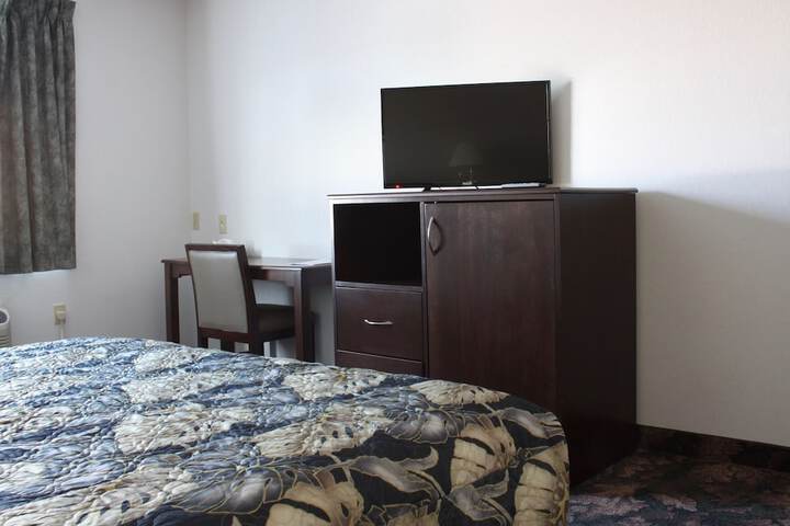 Room 9 of 27