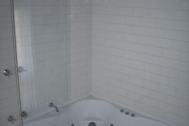 Room 54 of 73