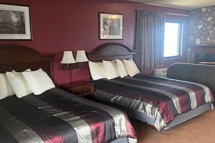 Room 53 of 202