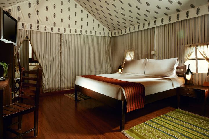 Room 14 of 125