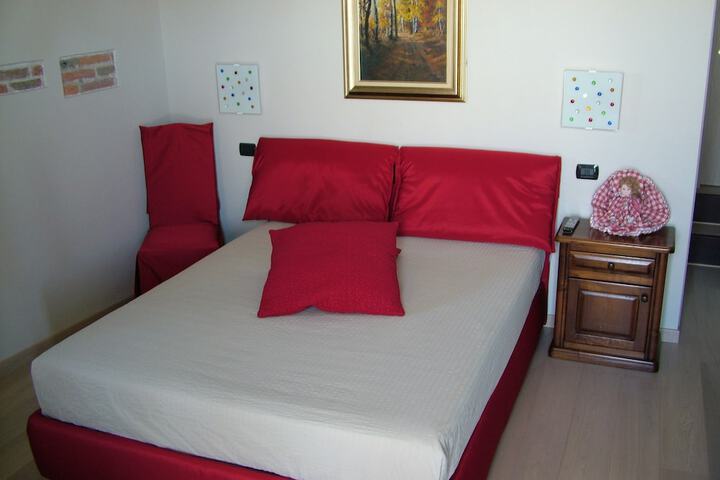 Room 3 of 55