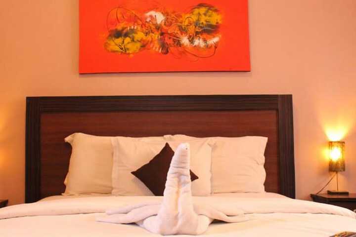 Room 4 of 21