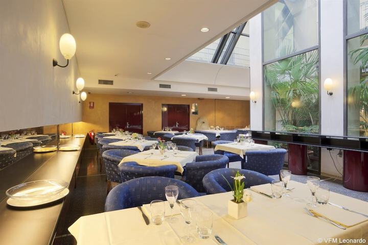 Dining Photos