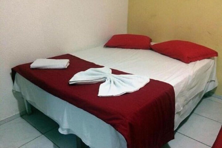 Room 13 of 23