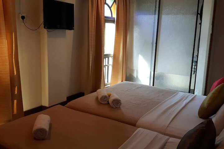 Room 12 of 73