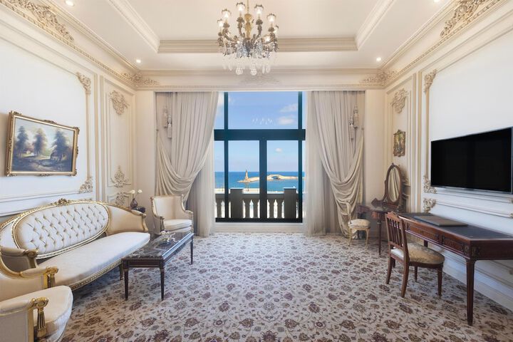 Room 21 of 79