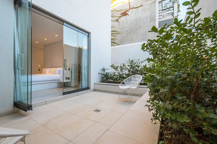 Terrace/Patio 13 of 34