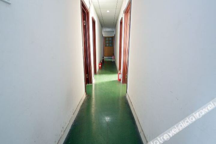 Hotel Interior 4 of 16
