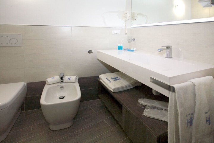 Bathroom Interior Photo