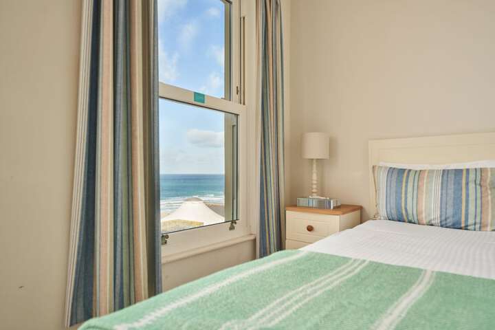 Room 25 of 75