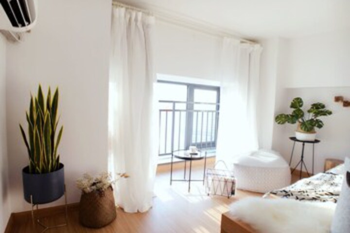 Room 52 of 60